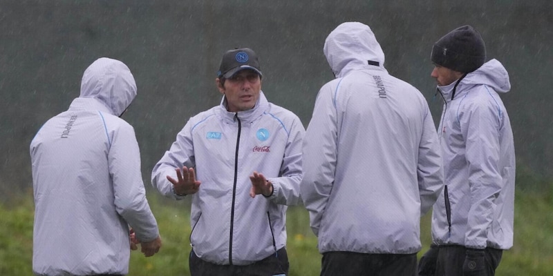 Conte punta all’attacco: strategia chiara per il playoff contro il Qarabag