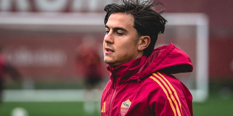 Dybala torna in campo: Roma lo allena e avvisa il Napoli per l’Olimpico