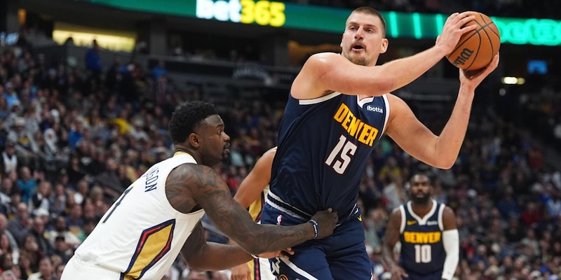 Nikola Jokic con 35 punti batte Sacramento, 76ers sconfiggono i Celtics