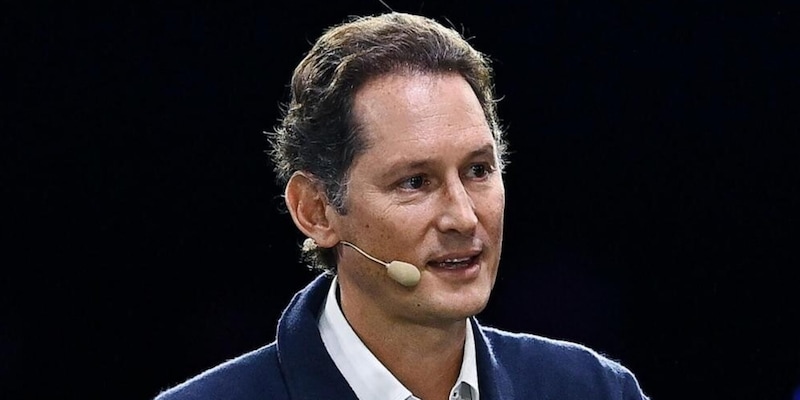 Elkann al Capital Markets Day: la Ferrari e la sua dichiarazione personale