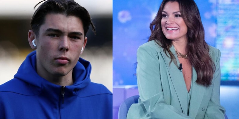 Alena Seredova celebra le due triplette di Louis Buffon e lo avverte delle critiche