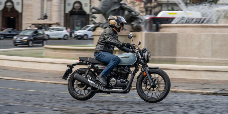 Honda GB350S: la moto classica che unisce semplicità e convenienza