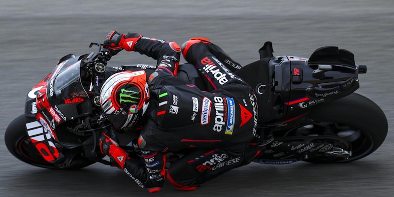 Bezzecchi vince al GP di Portogallo e si conferma al terzo posto nella MotoGP 2025