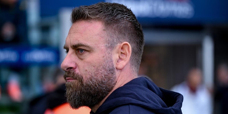 Genoa si prepara all’incontro con l’Hellas Verona: il tecnico avverte di una sfida difficile