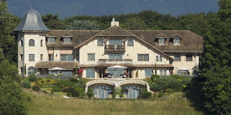 Pilota australiano accusato di reato nella villa di Michael Schumacher: processo a Nyon