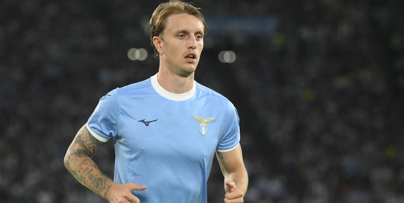 Rovella in recupero: quando tornerà in campo con la Lazio dopo l’intervento chirurgico