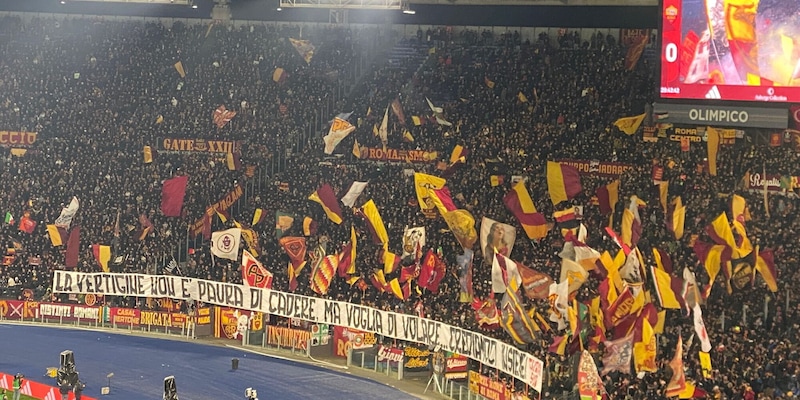 La Curva Sud alza la voce: la canzone che ha accompagnato la partita contro il Napoli