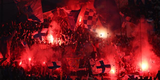 UEFA sanziona l’OM: chiusura parziale del Vélodrome e multe per fuochi d’artificio, lanci di oggetti e puntatori laser