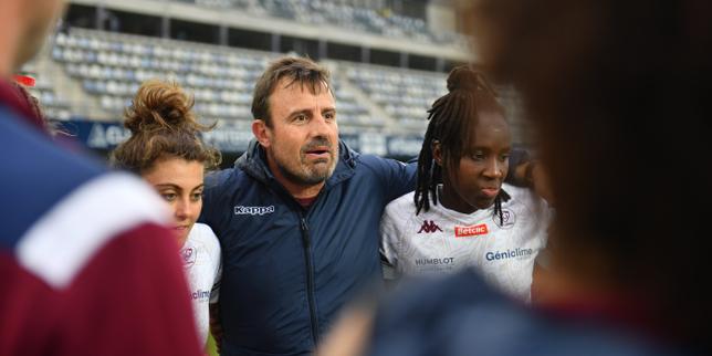 François Ratier prende il timone delle Bleues: nuovo selezionatore del XV femminile di rugby francese