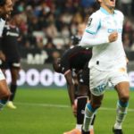 OM vince 2‑0 a Nice: Saïss doppio, club torna in testa alla Ligue 1