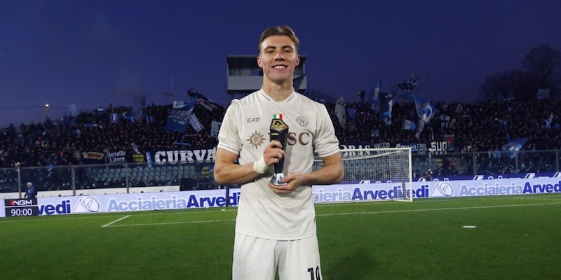 Hojlund: l’attaccante danese in vetrina della nazionale italiana e il suo valore di mercato in crescita