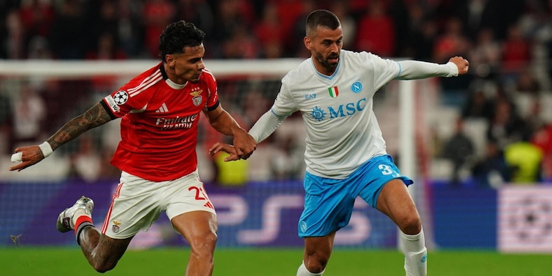 Napoli in emergenza finanziaria: contenimento costi e assenze di titolari nazionali