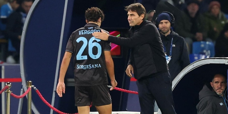 Napoli: Conte parla della squadra nata a Torino e del suo avanzamento in Coppa Italia dopo la vittoria sul Cagliari