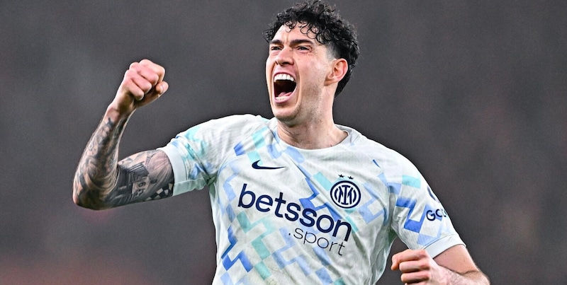 Barcellona punta a Bastoni: l'Inter teme la fuga di difensore e centrocampisti chiave