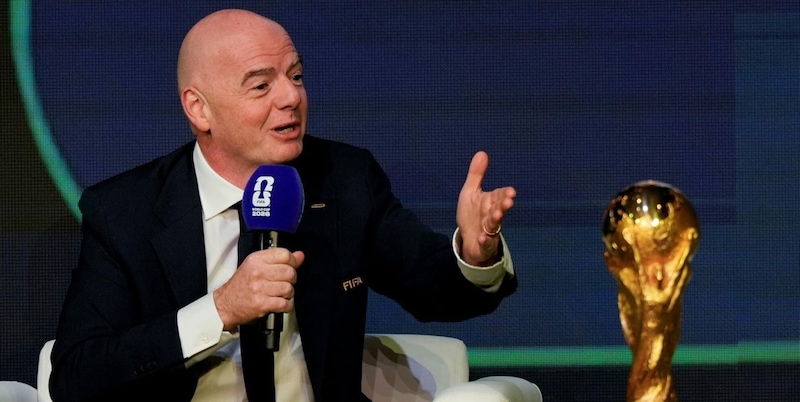 Infantino sotto indagine in Inghilterra per presunte violazioni del codice etico FIFA
