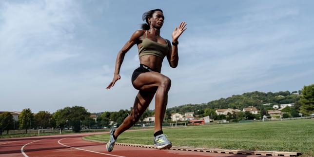 Halba Diouf: la sprinteuse trans in conflitto con la Federazione francese di atletica