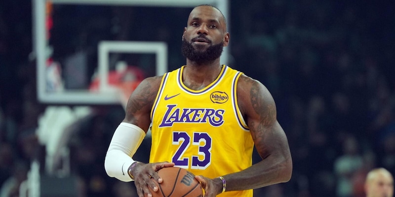 Lakers sconfitti dai Pistons il 41° compleanno di LeBron: 128‑106