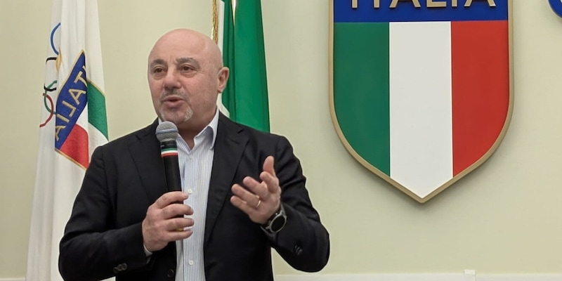 Premiazione nuoto e nuoto in acque al Coni: festa di solidarietà alla Piscina dei Mosaici con Acli e Sos Villaggi dei Bambini