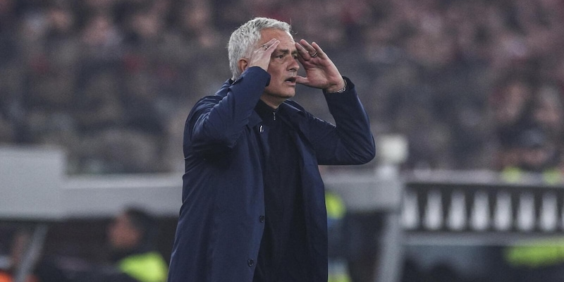 Mourinho in furore per il pareggio con lo Sporting: “Prepara bene” e il Benfica pronto al Napoli