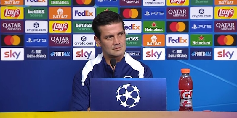 Chivu: Akanji non si è allenato, Acerbi pronto per l'Inter contro il Liverpool