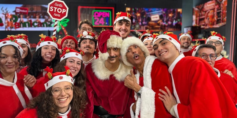 Can Yaman chiama Fiorello: tifo per la Roma e un pensiero sullo studio