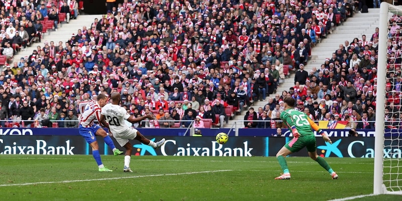 Atletico Madrid supera Valencia 2-1 grazie a Griezmann: la partita che consolida la leadership in La Liga