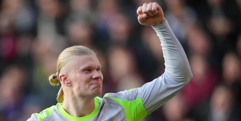 Manchester City vince con doppietta di Haaland: Arsenal in corsa, Tottenham e Newcastle crollano