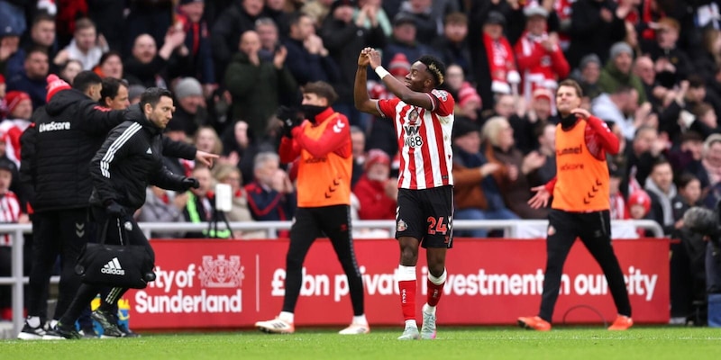 Tottenham vince il Crystal Palace, Sunderland pareggia: la classifica si avvicina al Chelsea