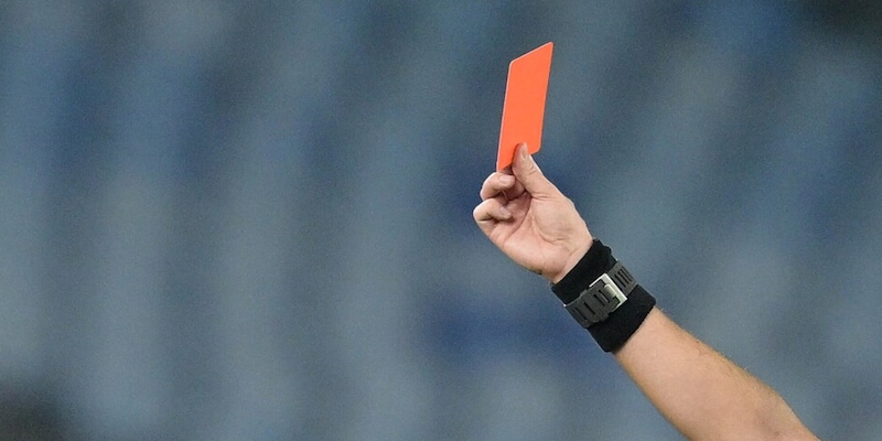 Roma multata e quattro giocatori squalificati dopo il match contro il Napoli