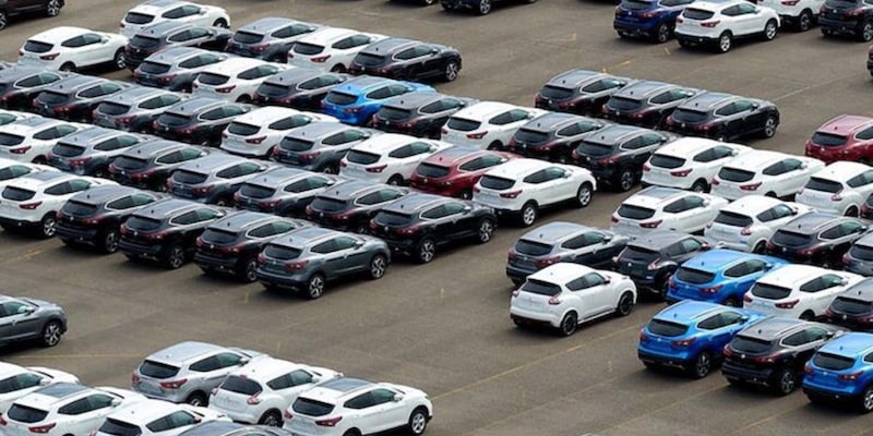 Prezzi auto in Europa triplicano rispetto alla crescita salariale: l’impatto sul potere d’acquisto