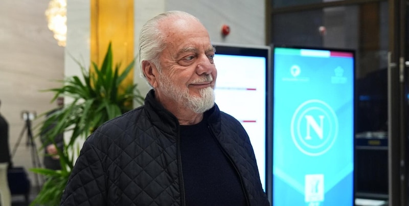 De Laurentiis: da lode a Conte e Napoli a frecciata contro Sky