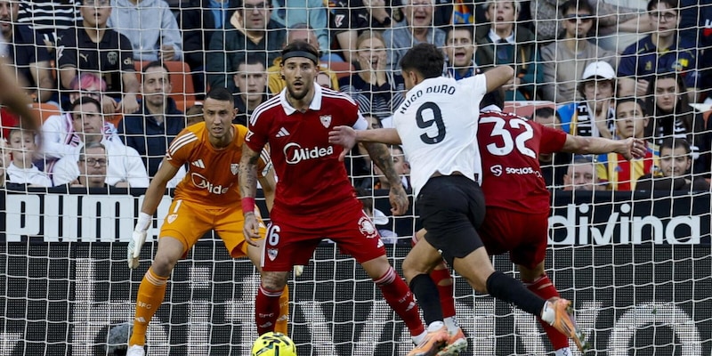 Valencia e Siviglia si pareggiano 1‑1: gol di ultimo minuto e risposta di Siviglia prima del termine