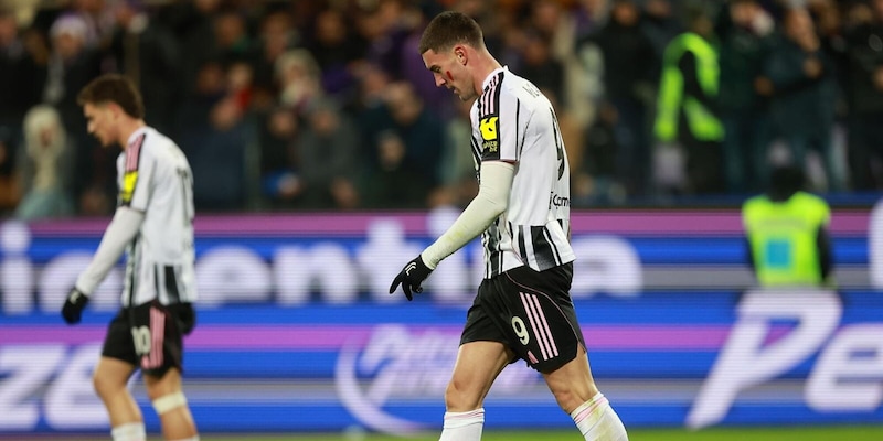 Vlahovic operato a Londra dopo infortunio contro il Cagliari: Juventus in attesa del ritorno