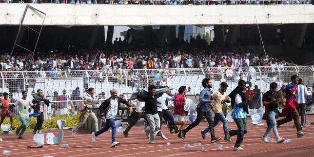 Messi a Calcutta: visita promozionale si trasforma in vandalismo al Salte Lake Stadium