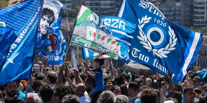 Napoli al limite: la notte decisiva contro il Chelsea per l’accesso alla Champions League