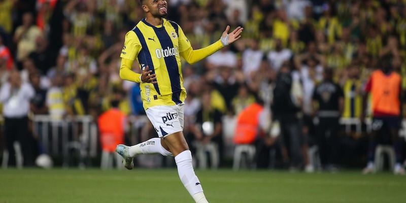 Napoli in corsa per una punta centrale: En‑Nesyri o Ferguson, il ruolo di Lang potrebbe fare la differenza