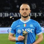 Napoli vince 2-1 al Sassuolo: Lobotka segna in tempo di recupero