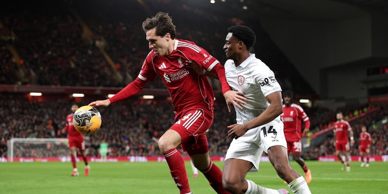 Liverpool richiede 20 milioni per Chiesa, Juventus punta su Mateta