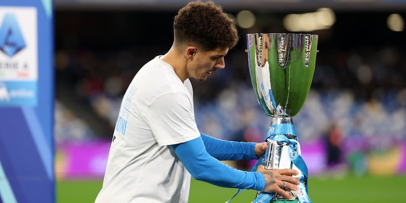 Supercoppa in mostra a Napoli: dove e come vedere il trofeo vinto in Arabia Saudita