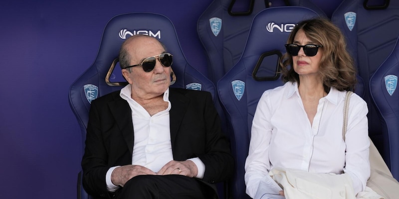 Fiorentina: futuro del club dopo la scomparsa di Commisso – chi prenderà il controllo e quali scenari si prospettano