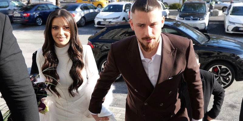 Dragusin si sposa a Bucarest e si prepara al trasferimento a Roma