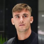 Attaccante napoletano in prestito al Nottingham Forest: la sua prima scelta per la Premier League