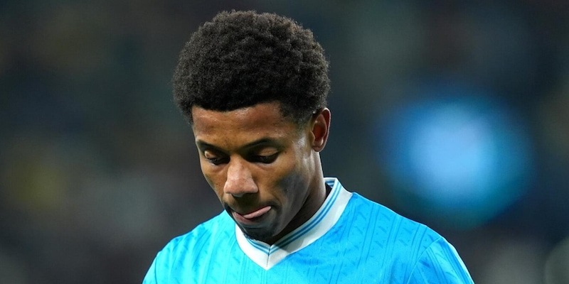 Napoli senza Neres: l’infortunio del brasiliano preclude la partita contro l’Inter