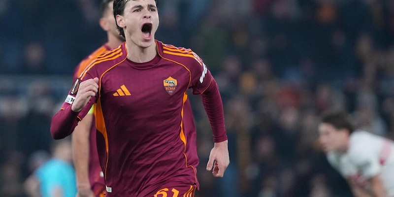 Pisilli doppietta per la Roma contro lo Stoccarda: otto offerte di trasferimento respinte