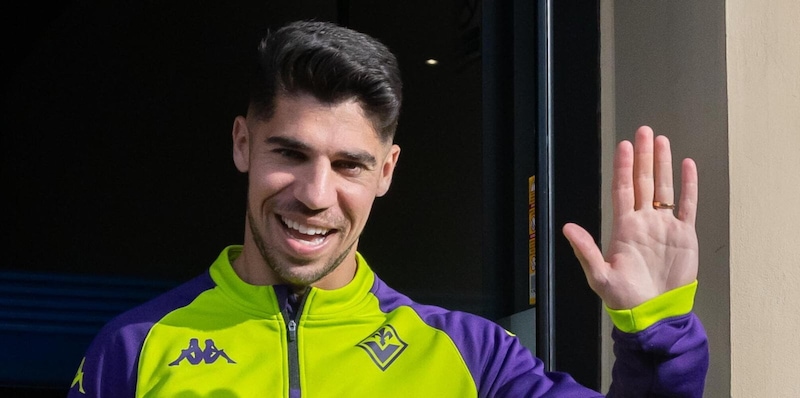 Solomon ufficiale alla Fiorentina: nuovo acquisto e controverso tweet del segretario