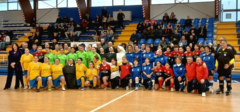 Pescara: Real Montesilvano trionfa al torneo benefico con gol decisivo di Suor Patrizia