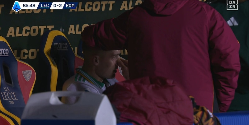 Dovbyk segna e si infortuna: 2‑0 al Via del Mare