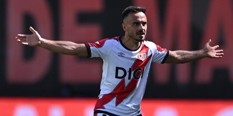 Rayo Vallecano vince 3‑2 contro Granada e passa agli ottavi della Coppa del Re