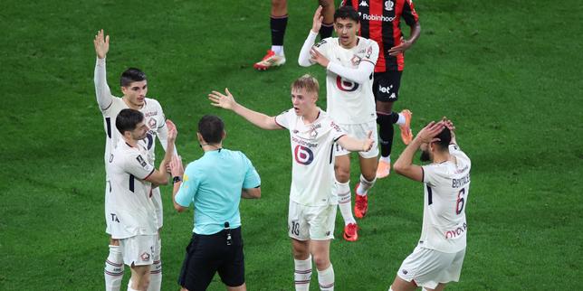 Critica degli arbitri: emotività, tecnologia e impatto sulla performance