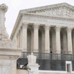 Corte Suprema US: decisione entro giugno su restrizioni ai sportivi transgenere nelle scuole e università